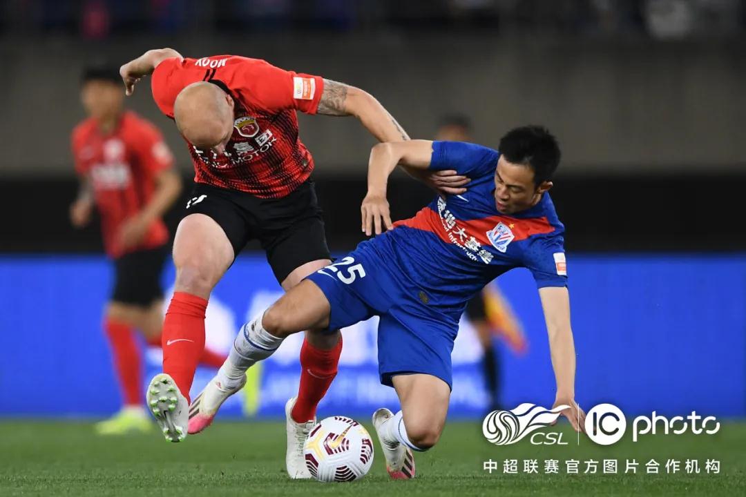 من هو هداف الدوري المصري الممتاز؟
