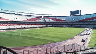 مباراة النصر ضد الفتحمواجهة نارية في دوري المحترفين السعودي